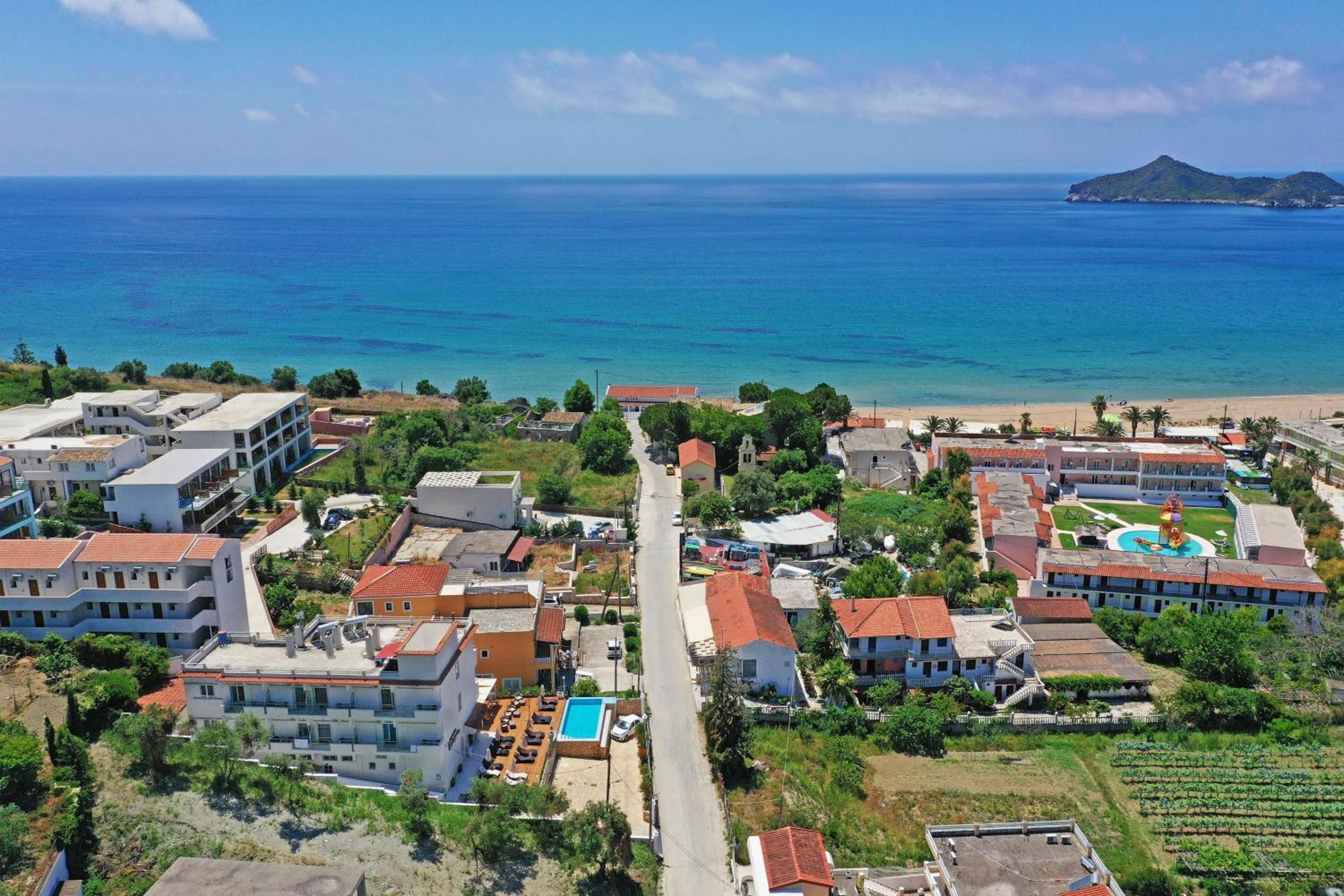 San Georgio Boutique Hotel (Adults Only) Agios Georgios Pagon Dış mekan fotoğraf